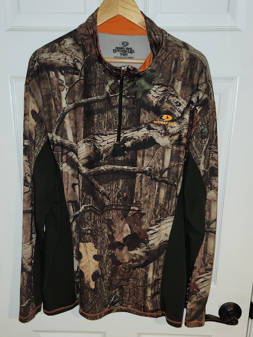 Mossy Oak Men’s Camo Quarter-Zip Pullover